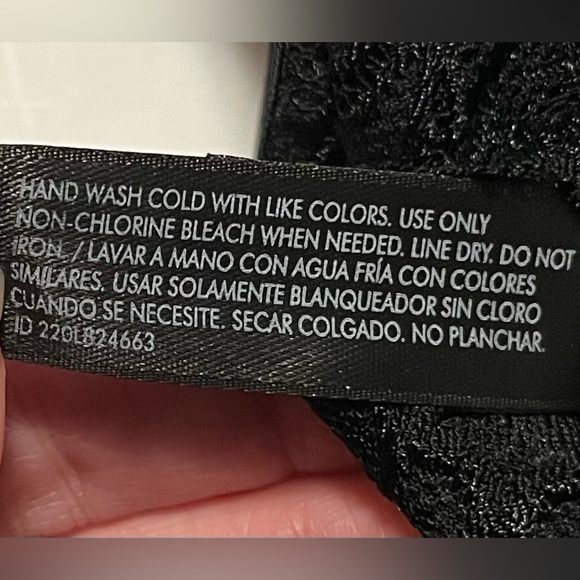 Black Deep V Lace Bralette Size Large - Picture 9 of 12